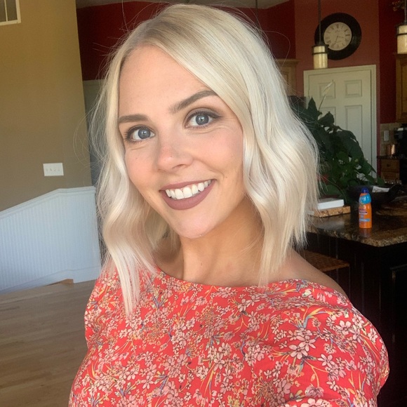 Meet your Posher, Kelli - Picture 10 of 13